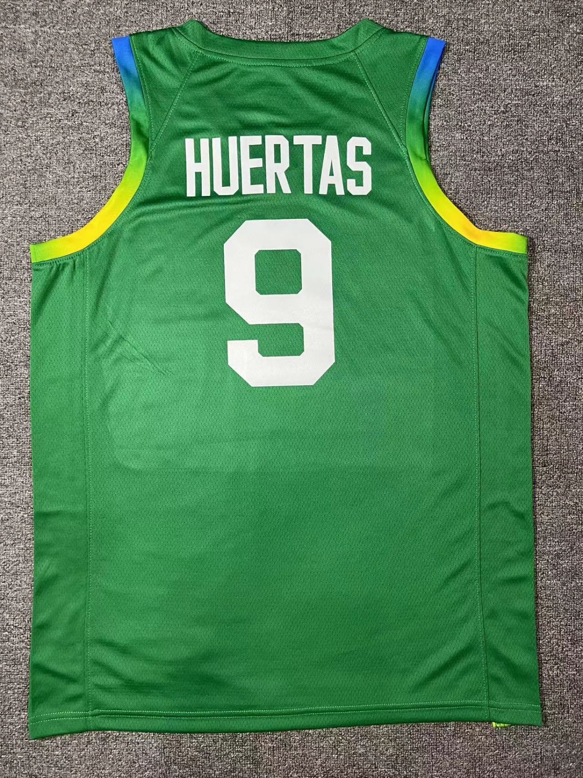 Camiseta Selección de Brasil N.º 9 – Edición Verde