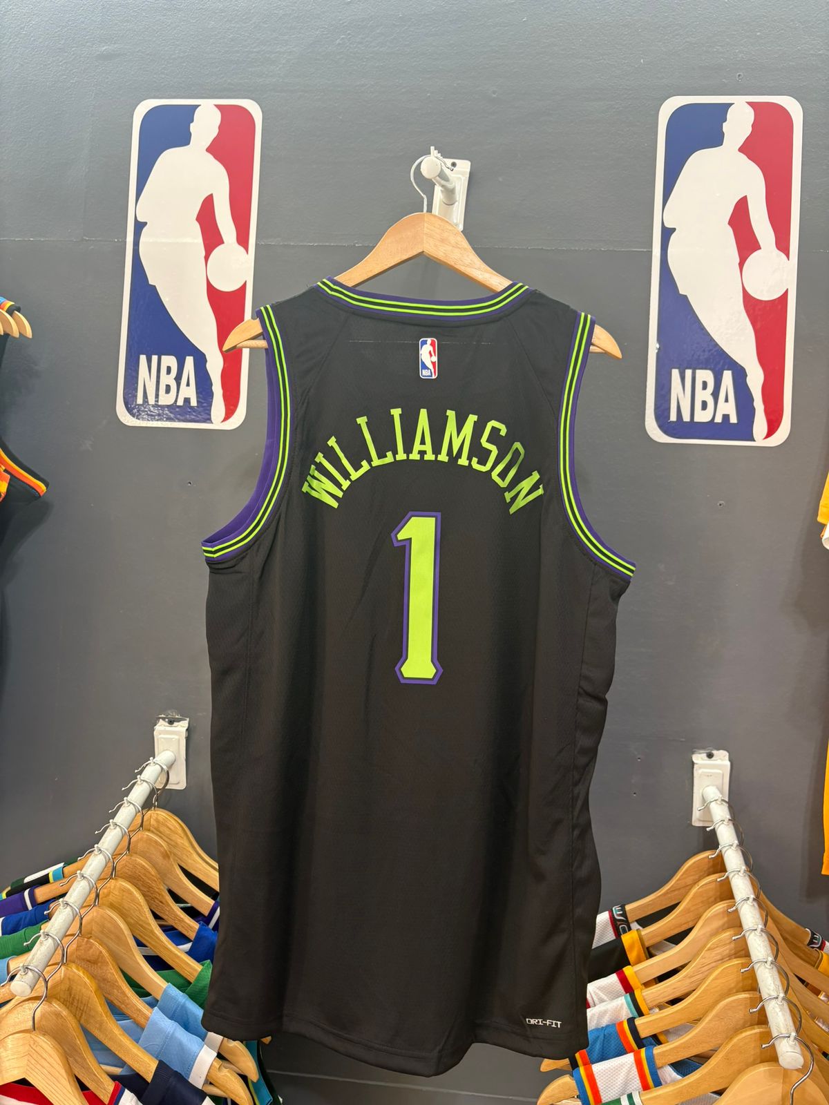 New Orleans Pelicans City Edition NOLA Negra #1 - VERSION FAN