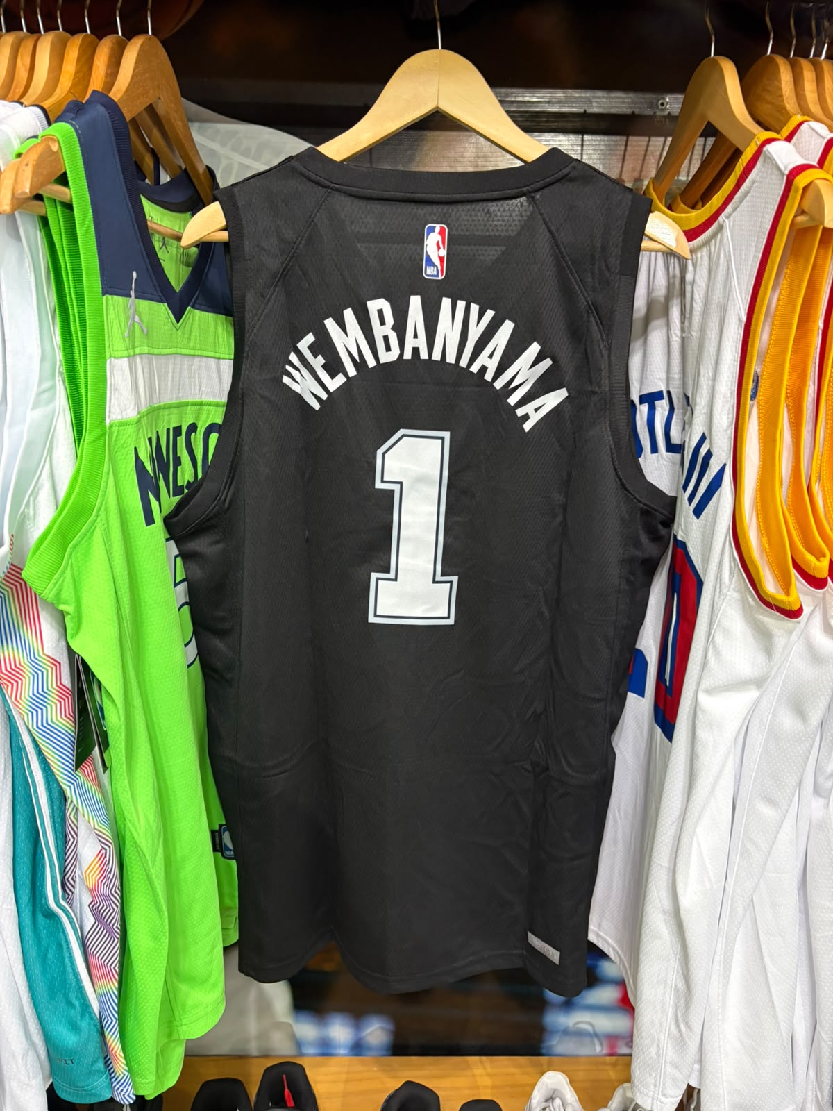 Camiseta San Antonio Spurs #1 – Victor Wembanyama City Edition | Adulto