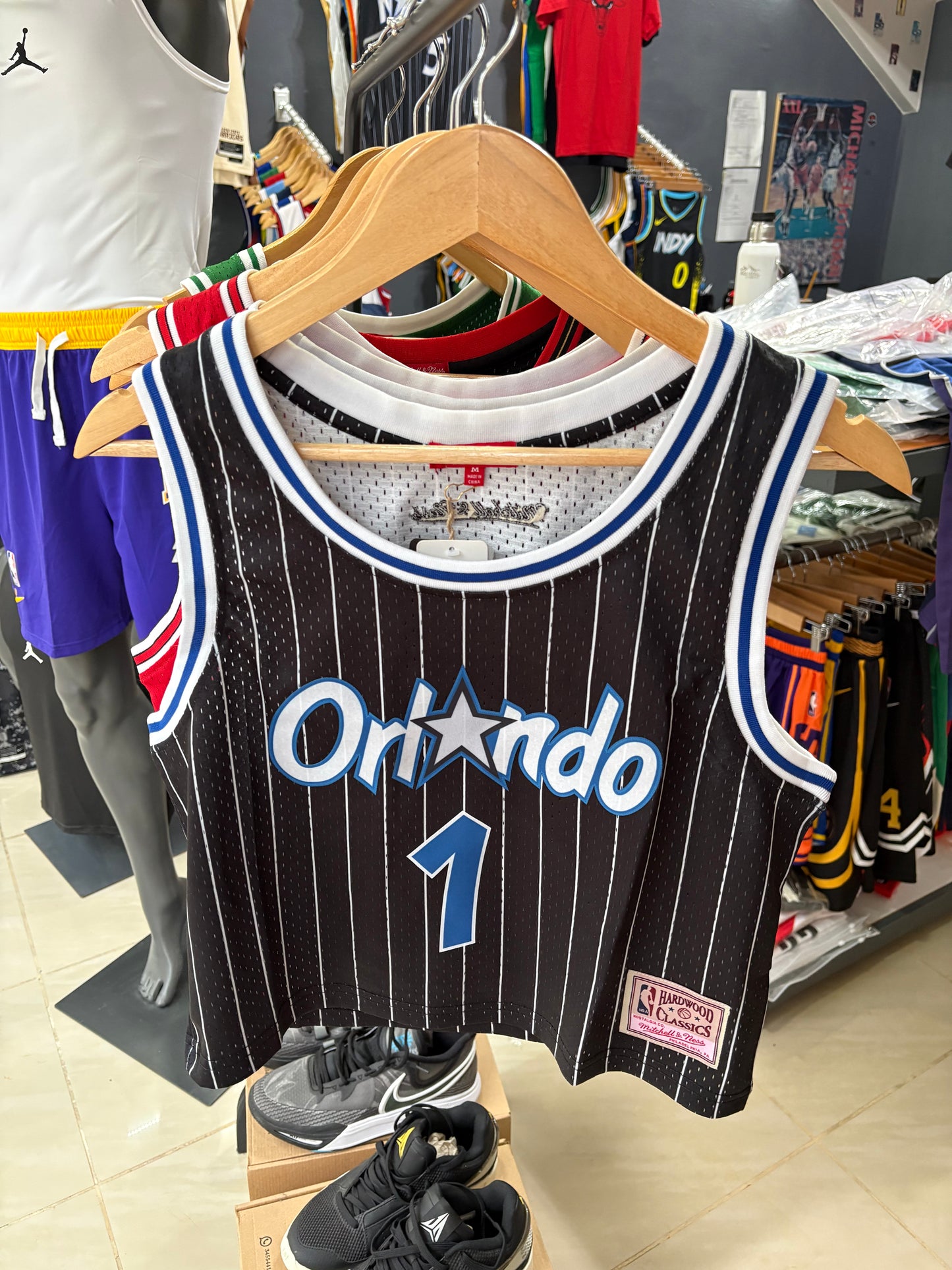 Top NBA Retro Mujer – Crop Jersey (Bulls, Celtics, Sixers, Magic)