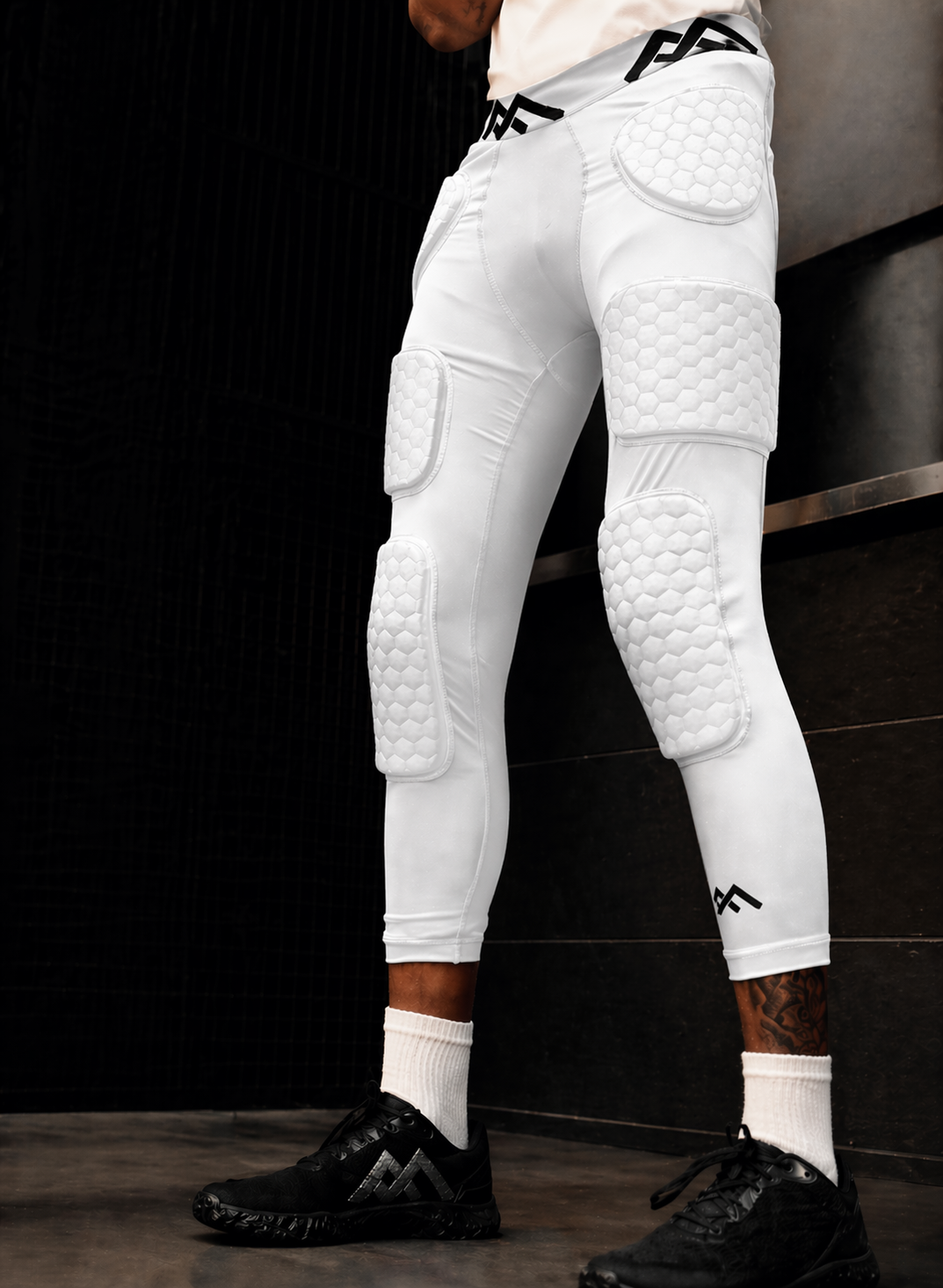 Calza deportiva con protecion 3/4 HIGHPRO® Flex