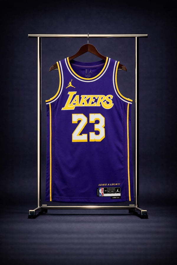Los Angeles Lakers LeBron James Statement Edition Violeta #23
