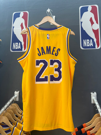 Los Angeles Lakers LeBron James Icon Edition Amarilla #23 - VERSION FAN
