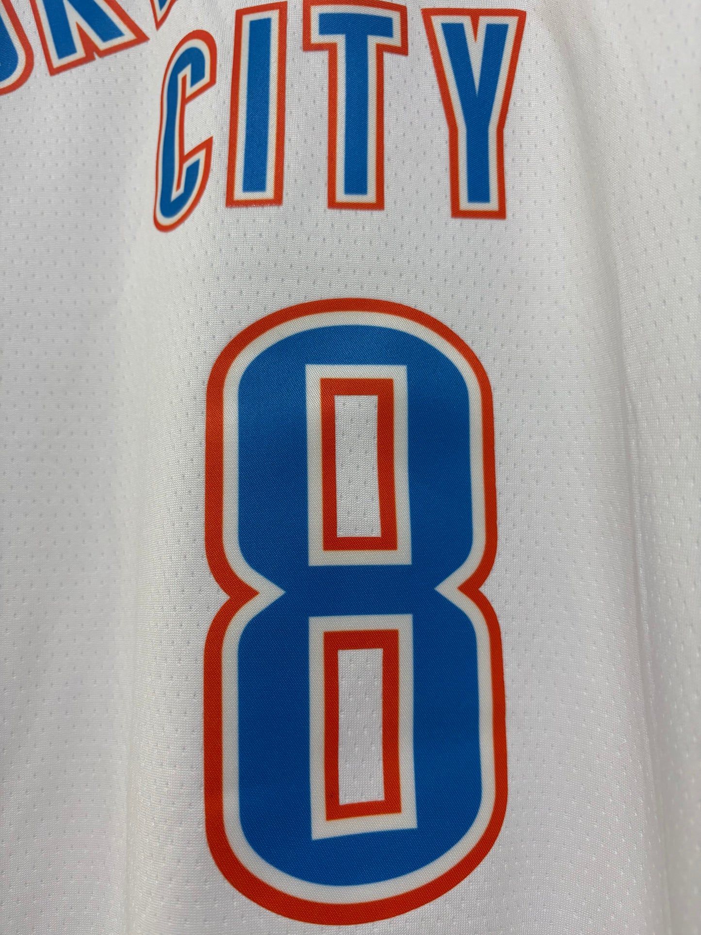 Oklahoma City Thunder Association Edition Blanca #8 - VERSION FAN