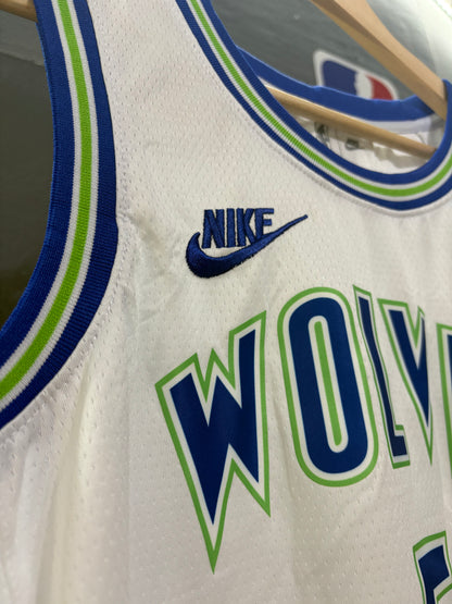 Minnesota Timberwolves Association Edition Blanca y Verde “Wolves” #5 - VERSION FAN