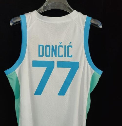 Camiseta Selección de Eslovenia N.º 77 – Luka Dončić