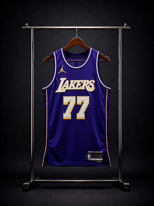 Los Angeles Lakers Statement Edition Violeta #77 - VERSION NIKE SWINGMAN