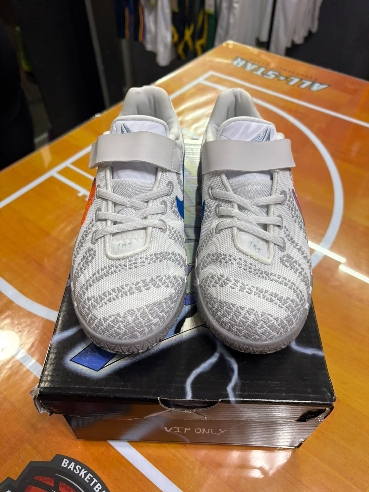 Nike JA 3-  LIGHT SHOW